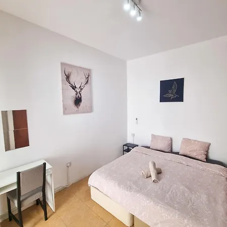 Accommodatie bij particulieren Citycenter Next To The Larnaca