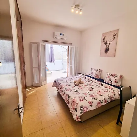 Citycenter Next To The Accommodatie bij particulieren Larnaca